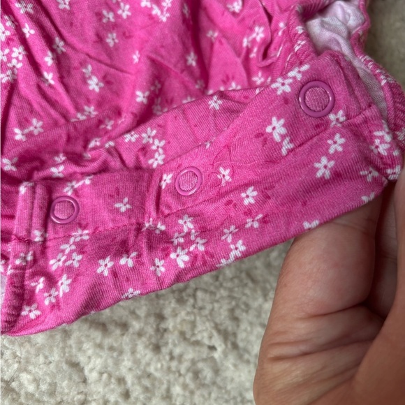 Posh Peanut Pink Ruffle Bubble Romper size 2T - Picture 6 of 9
